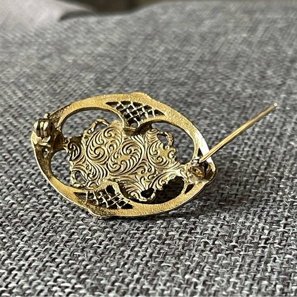 1928 | Vintage | Pink Rose Collection Porcelain Flower Gold Tone Pin Brooch - Picture 6 of 14